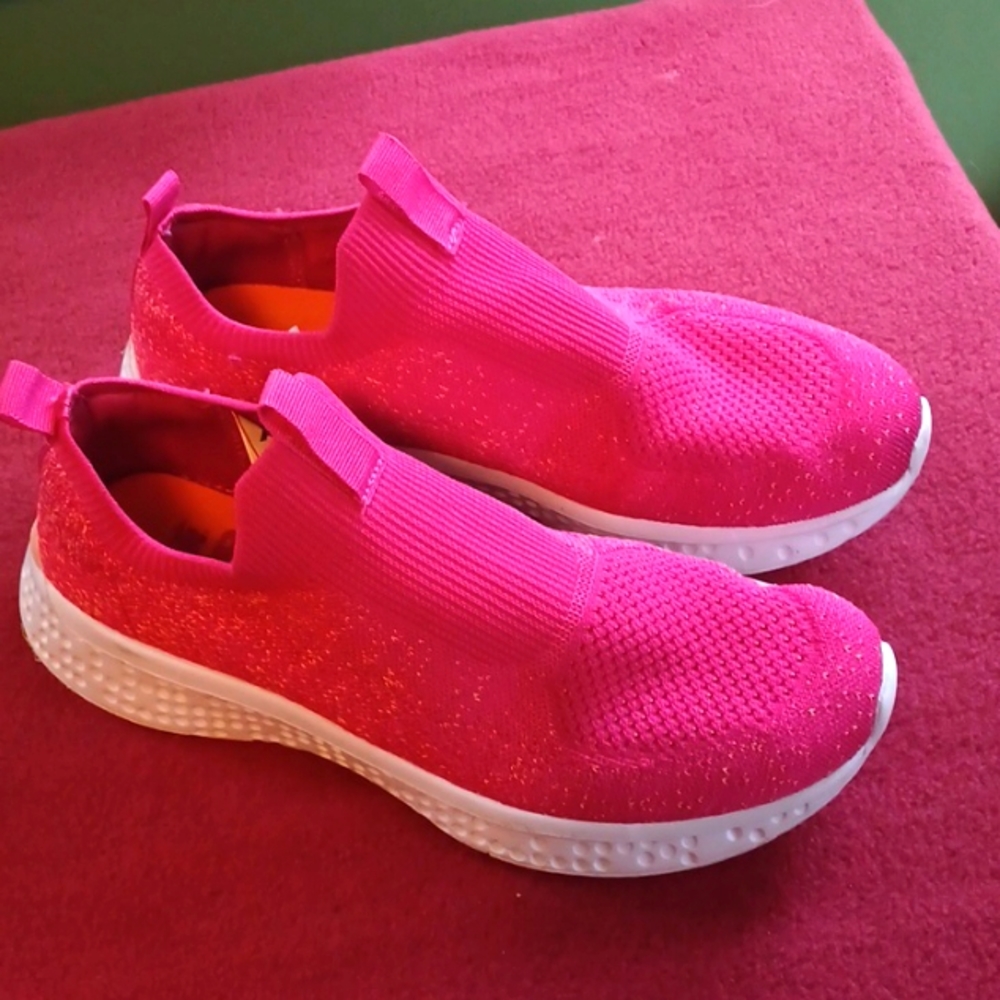 Avia stretch shoes women's size 7